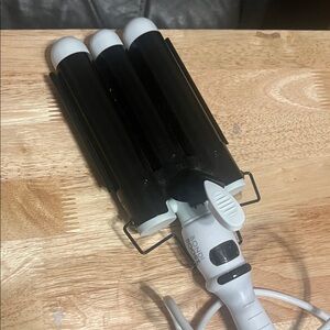 Bondi Boost wave wand